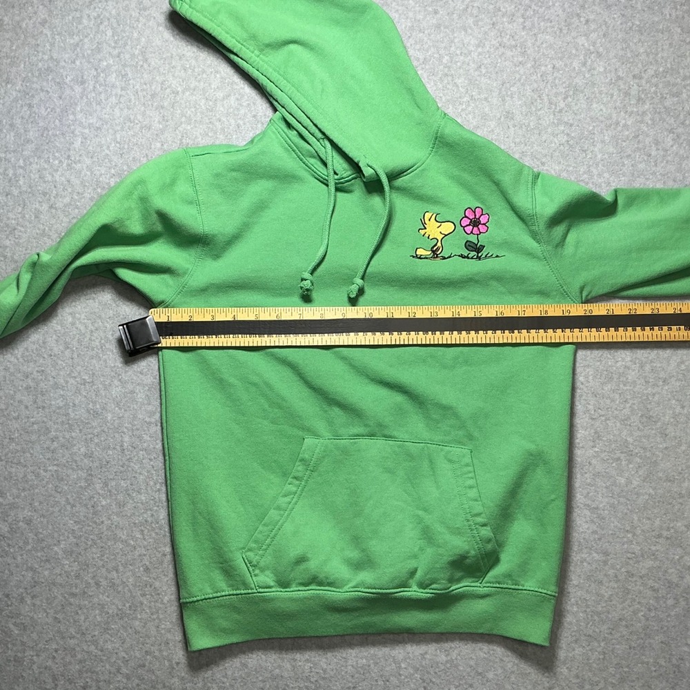 Freeze Peanuts Snoopy Let Love Grow Green Hoodie Sweatshirt Small 4-6 - Picture 2 of 6